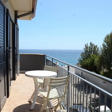 Santanna Beach House - Fondachello-Apartments Com Mascali Exterior photo