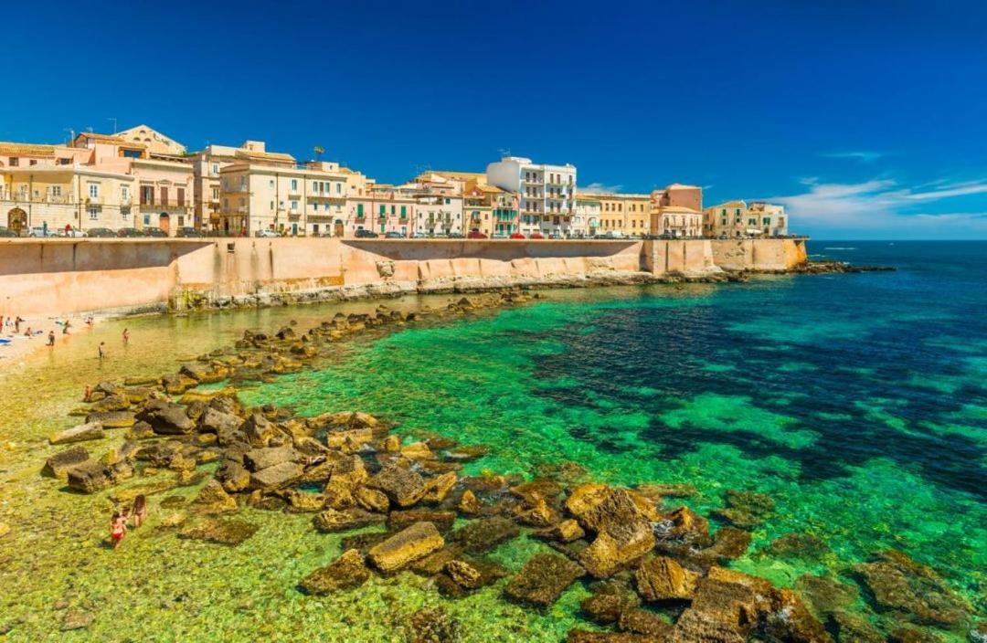 Santanna House - Fondachello-apartments Com