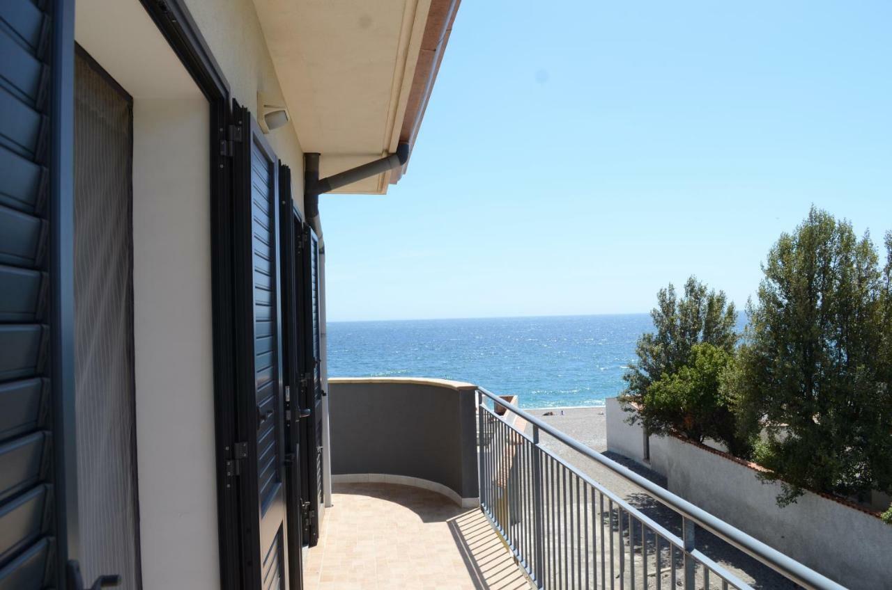 Santanna House - Fondachello-apartments Com